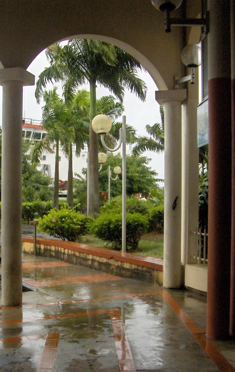 Hotel Saint John Perse Pointe-à-Pitre Zewnętrze zdjęcie